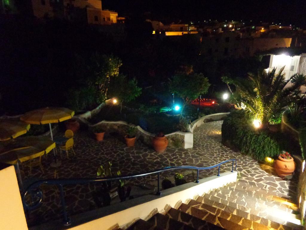 Il Mediterraneo - Adults Only ポンツァ エクステリア 写真