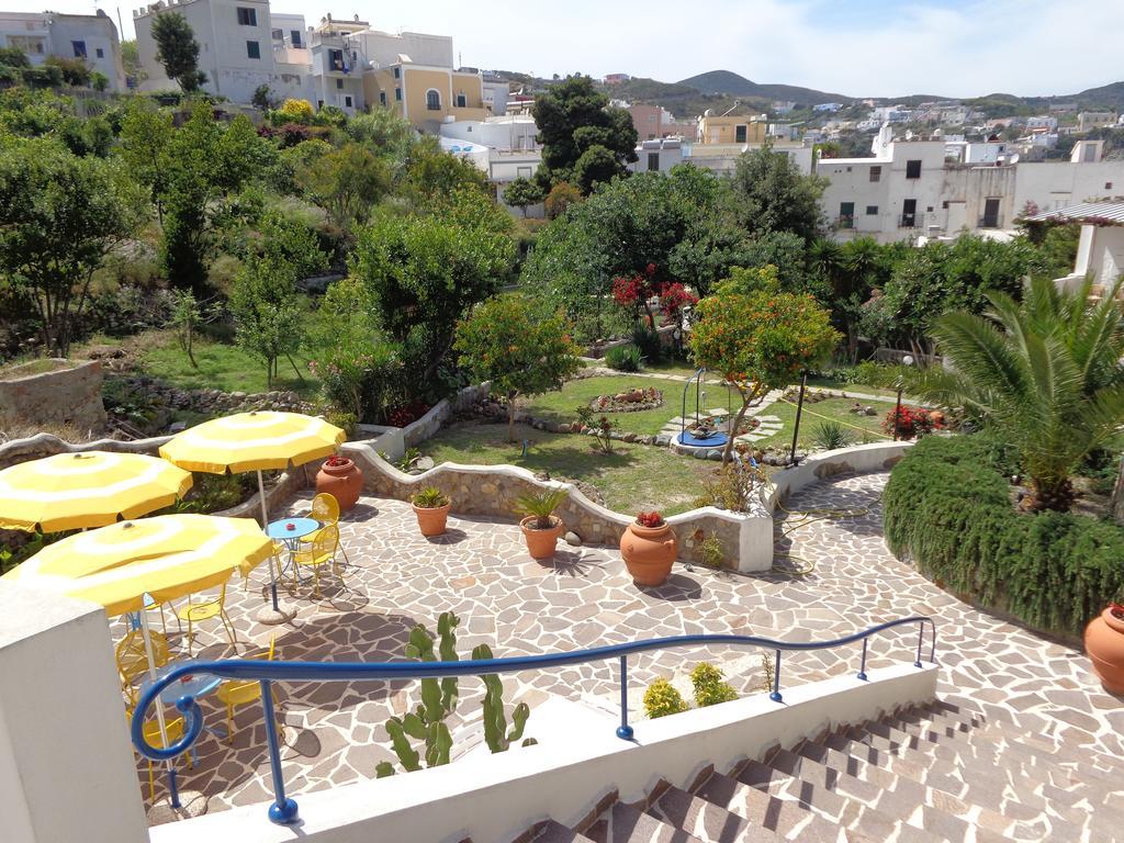 Il Mediterraneo - Adults Only ポンツァ エクステリア 写真